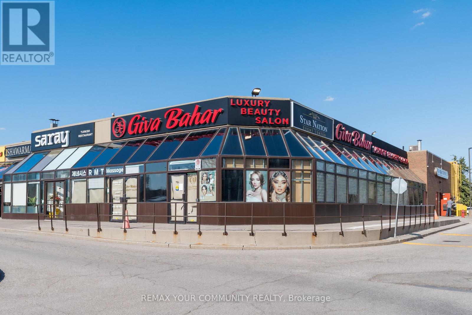 218 - 9737 Yonge Street, Richmond Hill (Harding), Ontario  L4C 8S7 - Photo 3 - N13047292