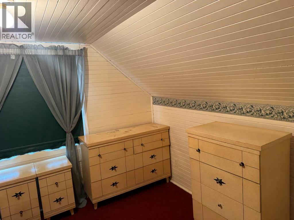 61 Mackenzie Avenue, Hughenden, Alberta  T0B 2E0 - Photo 12 - A2303952