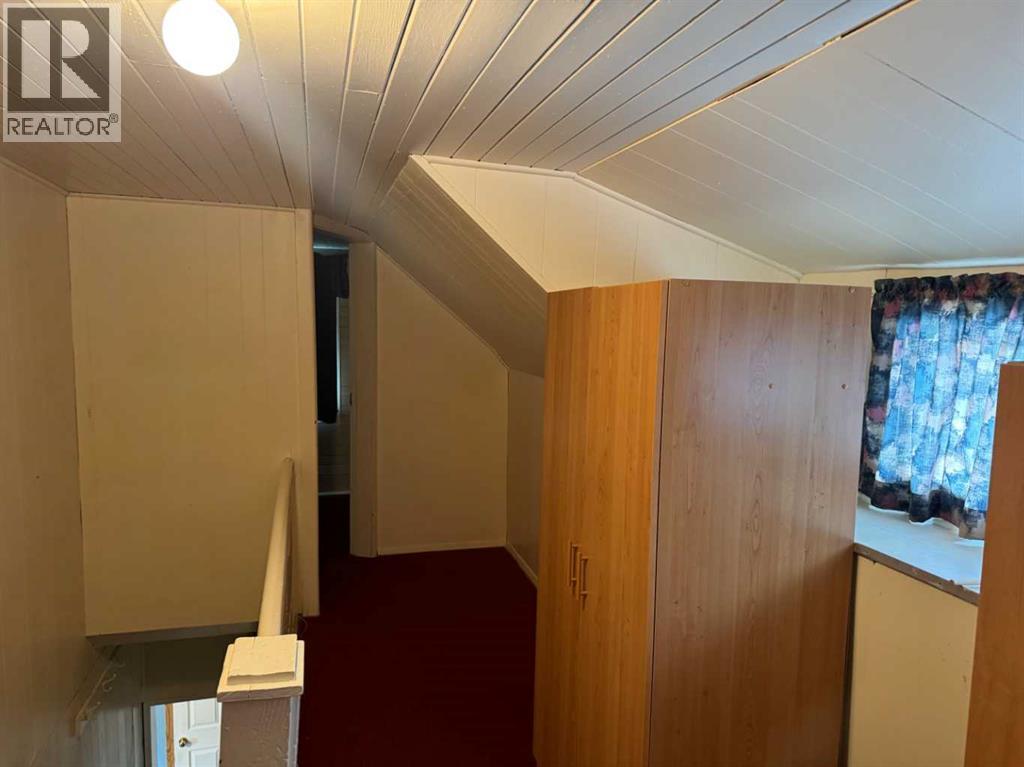 61 Mackenzie Avenue, Hughenden, Alberta  T0B 2E0 - Photo 14 - A2303952