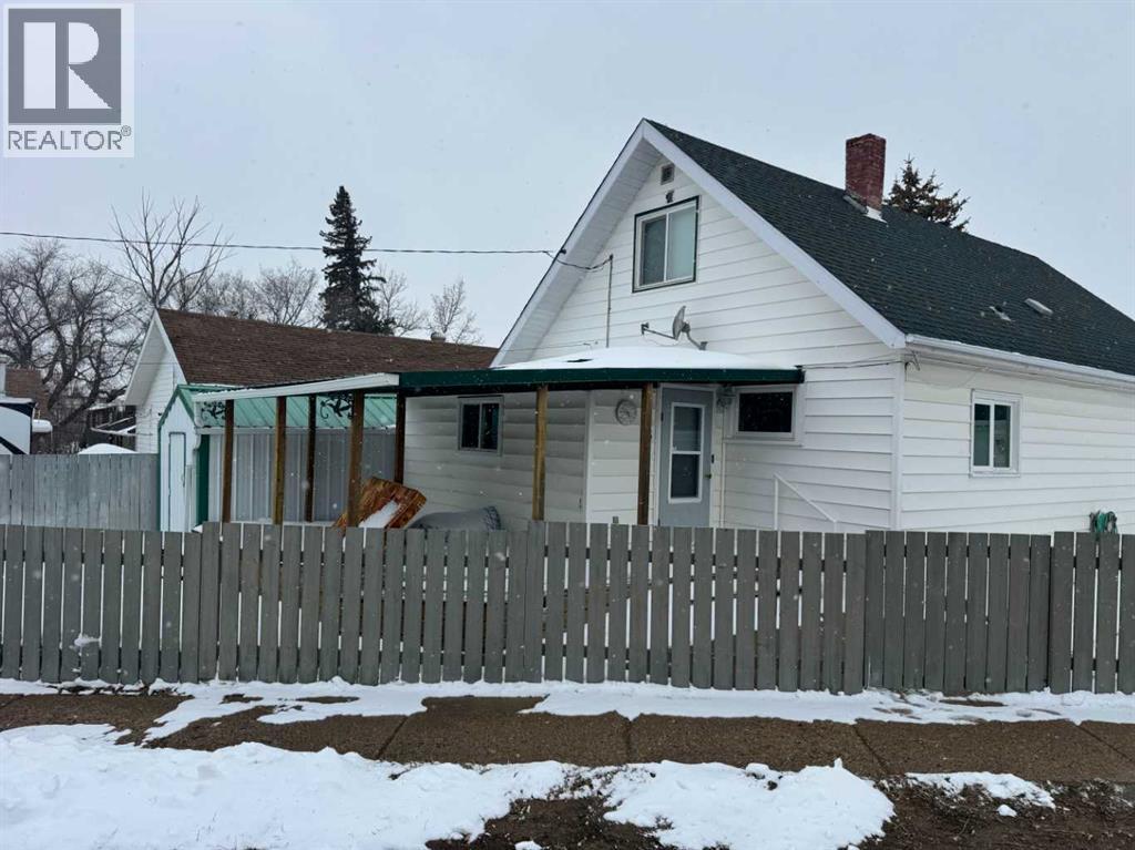 61 Mackenzie Avenue, Hughenden, Alberta  T0B 2E0 - Photo 20 - A2303952