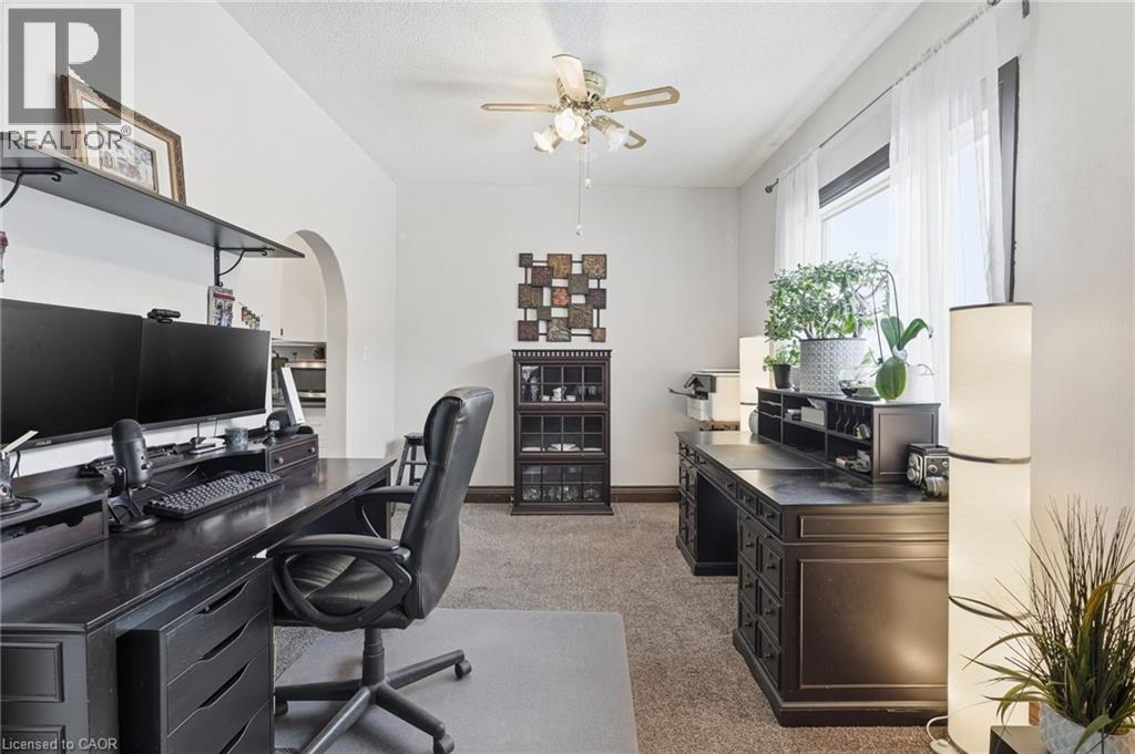 95 East 35th Street, Hamilton, Ontario  L8V 3X9 - Photo 8 - 40812660