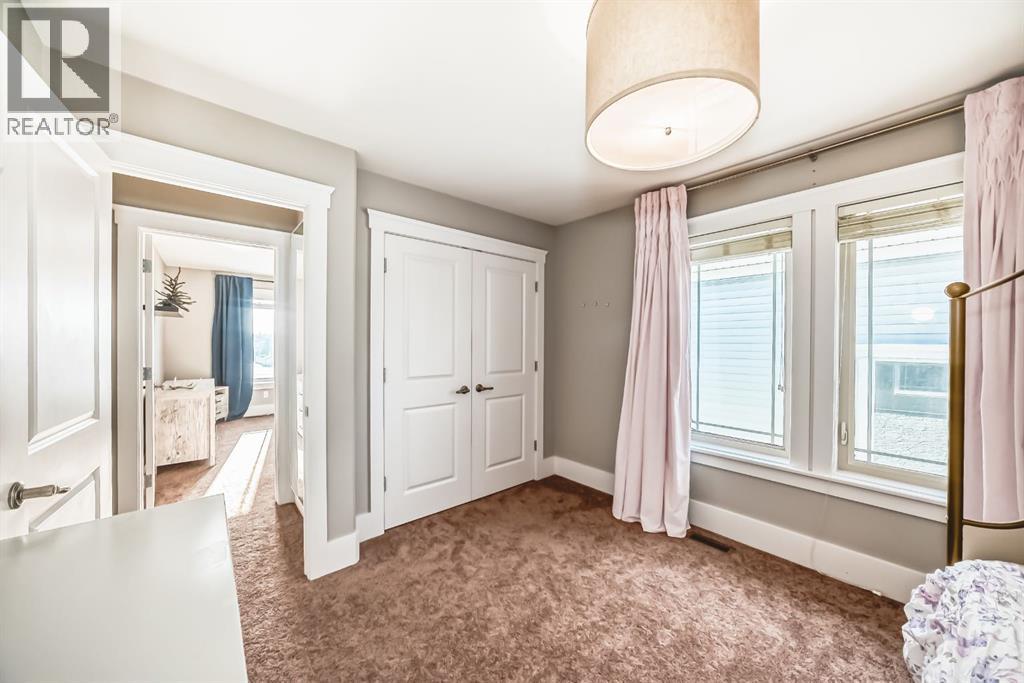 22 Angle Street Sw, Calgary, Alberta  T3E 0V6 - Photo 23 - A2302006