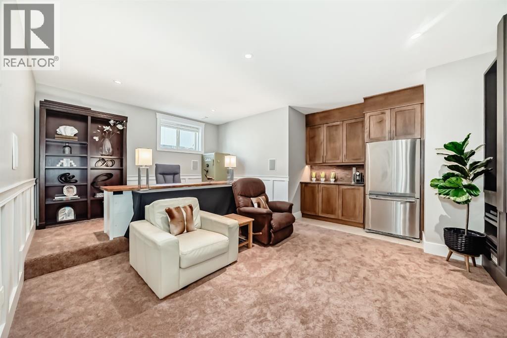 22 Angle Street Sw, Calgary, Alberta  T3E 0V6 - Photo 30 - A2302006