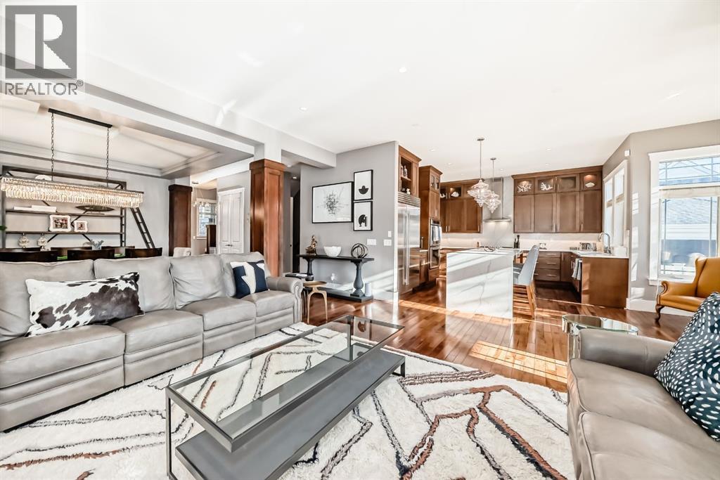 22 Angle Street Sw, Calgary, Alberta  T3E 0V6 - Photo 11 - A2302006