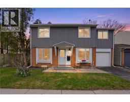 8 CHUDLEIGH Street, Waterdown, Ontario