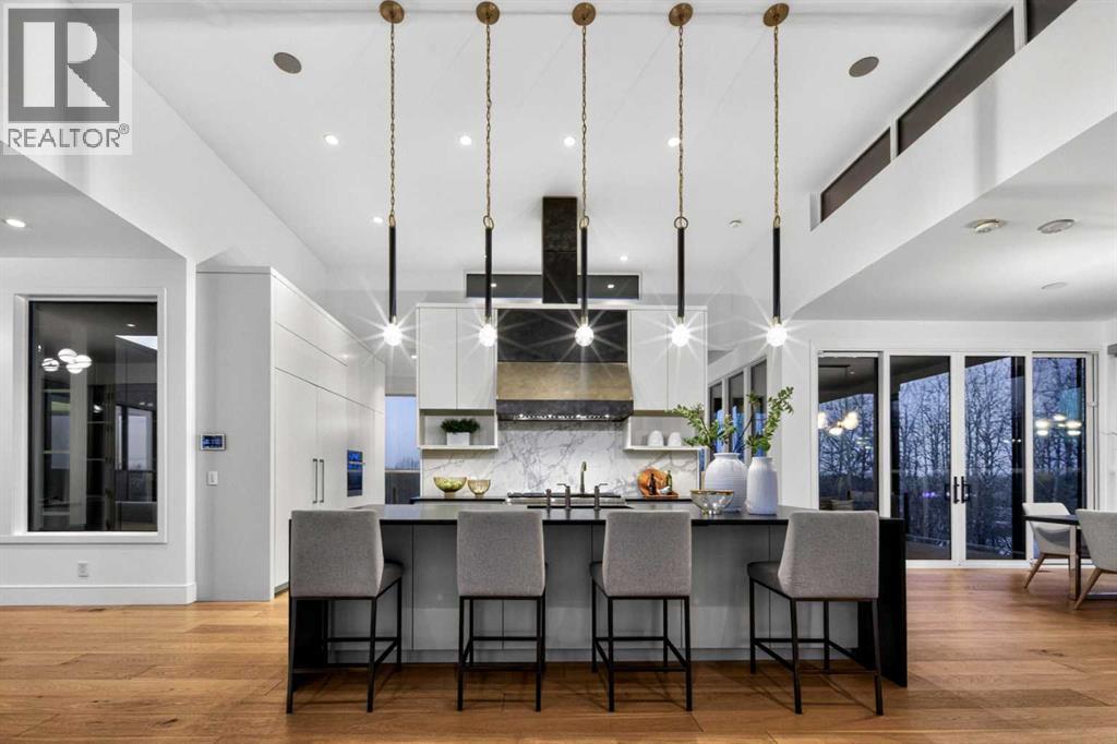 105 Silverhorn Ridge, Rural Rocky View County, Alberta  T3R 0X3 - Photo 16 - A2305428