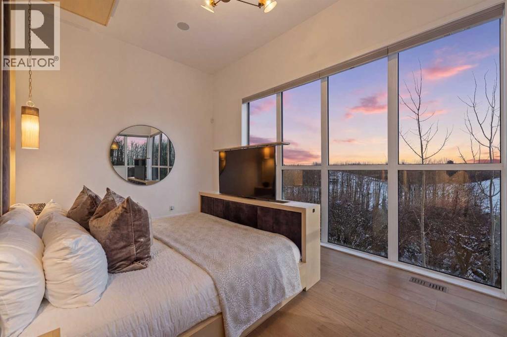 105 Silverhorn Ridge, Rural Rocky View County, Alberta  T3R 0X3 - Photo 25 - A2305428