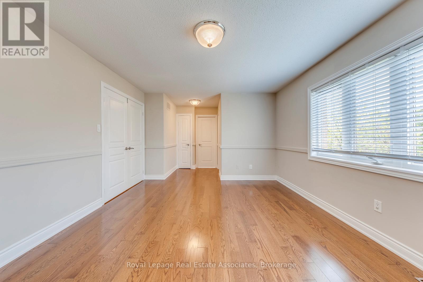 3349 Springflower Way, Oakville, Ontario  L6L 6V6 - Photo 22 - W13047206