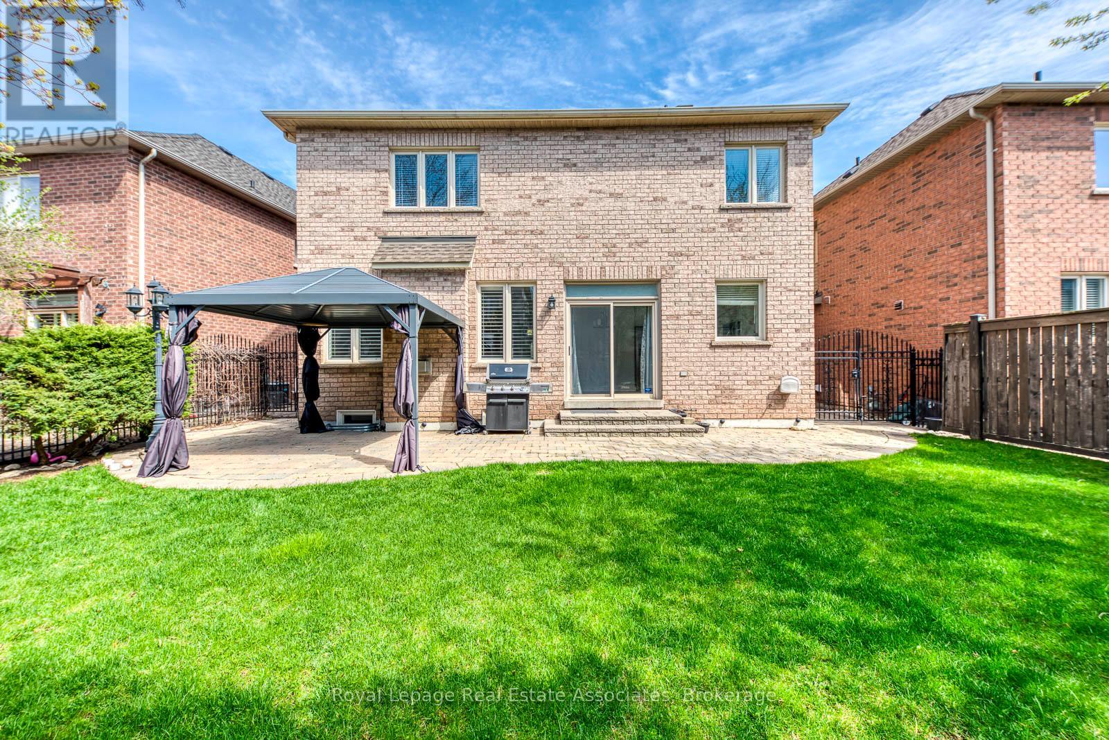 3349 Springflower Way, Oakville, Ontario  L6L 6V6 - Photo 38 - W13047206