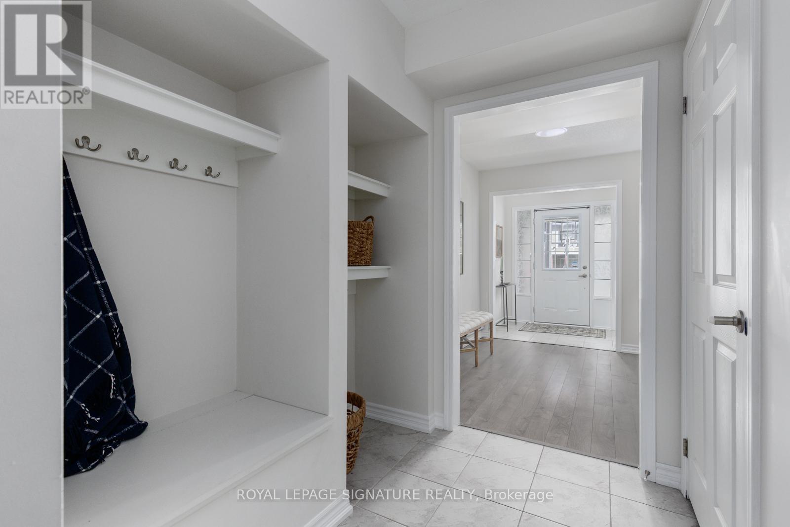 554 Buckeye Court, Milton, Ontario  L9E 1M2 - Photo 5 - W13047246