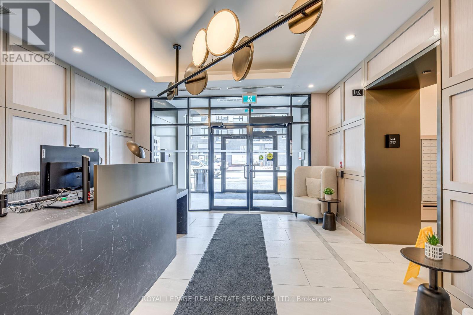 319 - 3265 Carding Mill Trail, Oakville, Ontario  L6M 5P7 - Photo 4 - W13047294