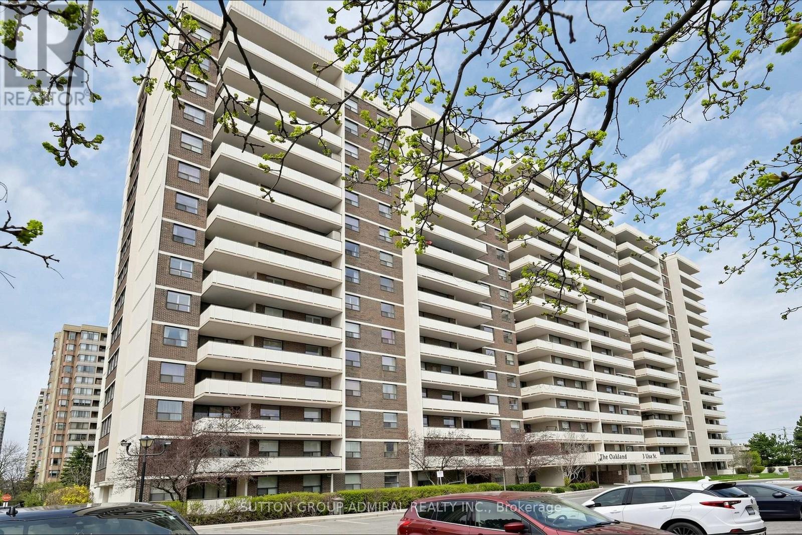 910 - 3 Lisa Street, Brampton, Ontario  L6T 4A2 - Photo 1 - W13047298