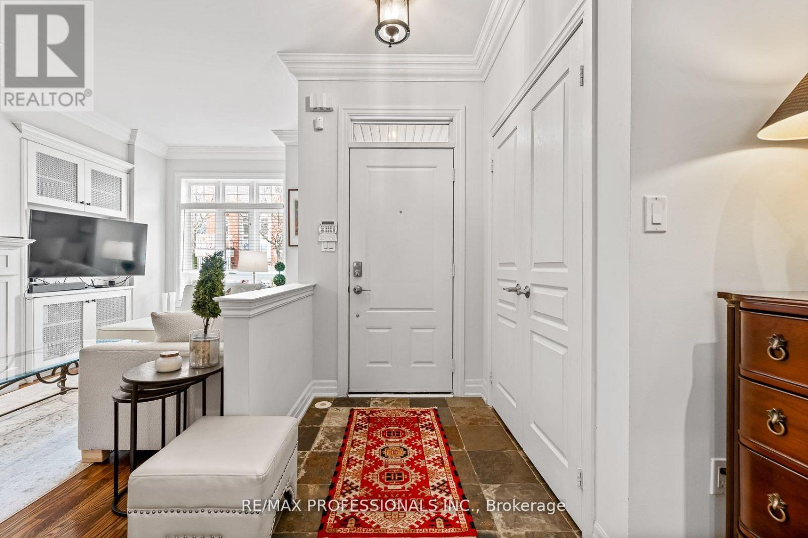 13 Compass Way, Mississauga, Ontario  L5G 4T8 - Photo 7 - W13047344