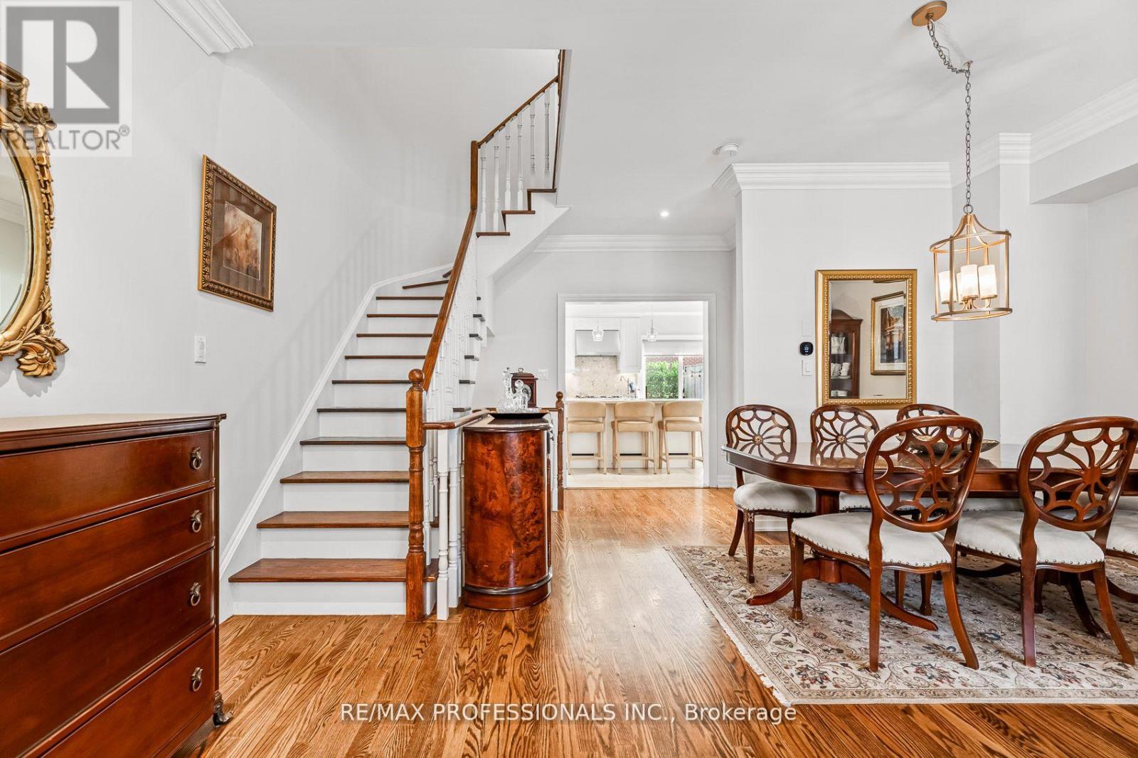 13 Compass Way, Mississauga, Ontario  L5G 4T8 - Photo 9 - W13047344