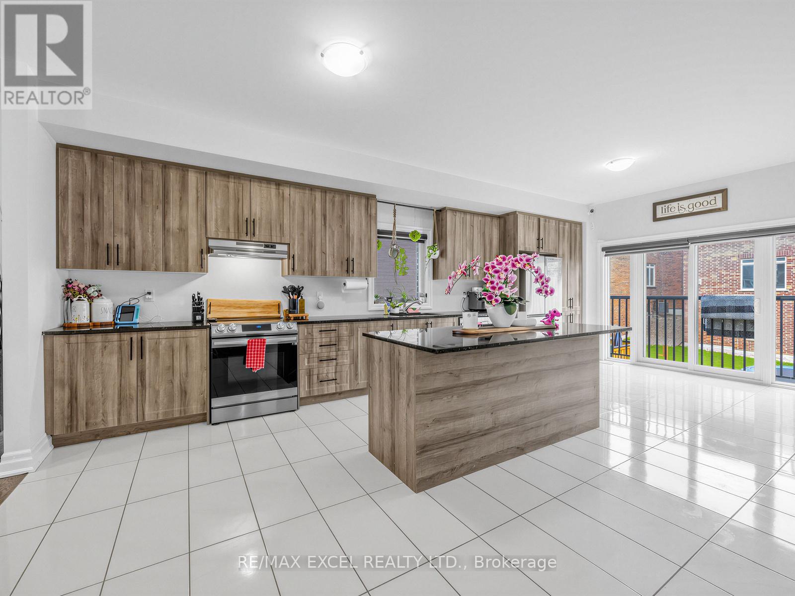 1454 Stovell Crescent, Innisfil, Ontario  L0L 1W0 - Photo 10 - N13042578