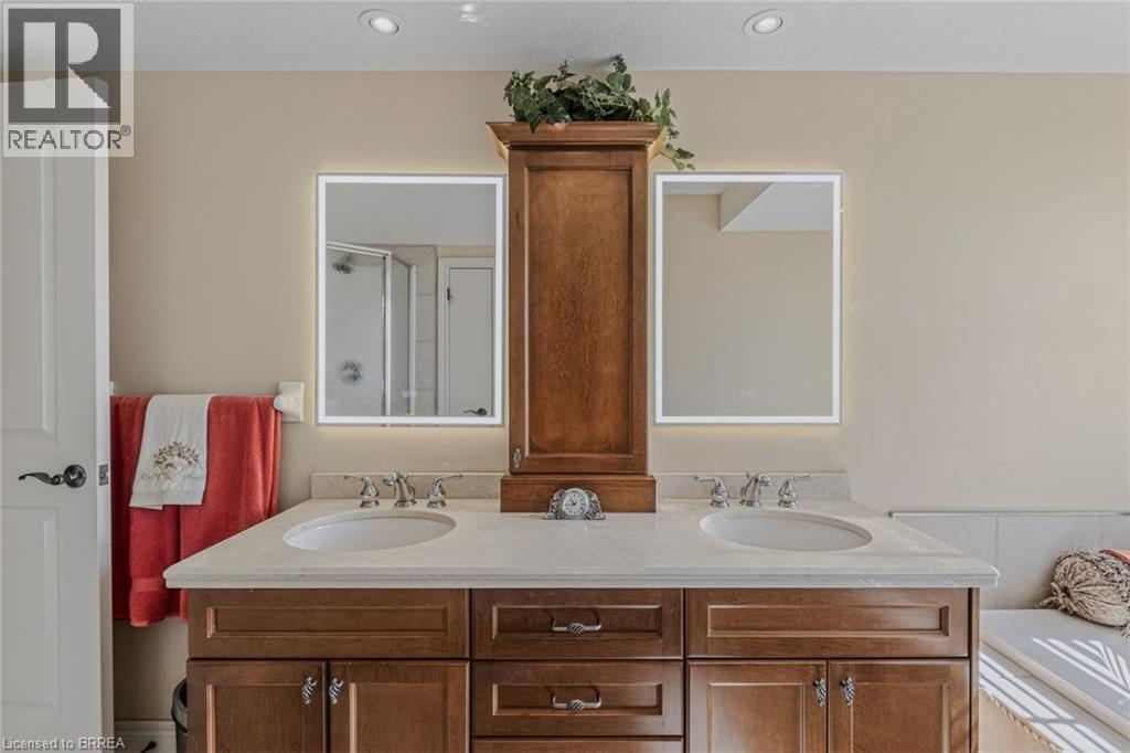 9 Rue Chateaux Terrace, Brantford, Ontario  N3T 6N7 - Photo 26 - 40820168