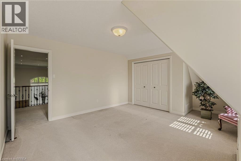 9 Rue Chateaux Terrace, Brantford, Ontario  N3T 6N7 - Photo 30 - 40820168