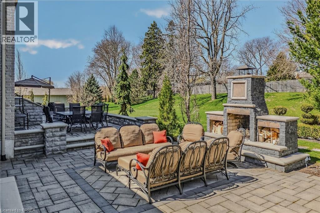 9 Rue Chateaux Terrace, Brantford, Ontario  N3T 6N7 - Photo 44 - 40820168