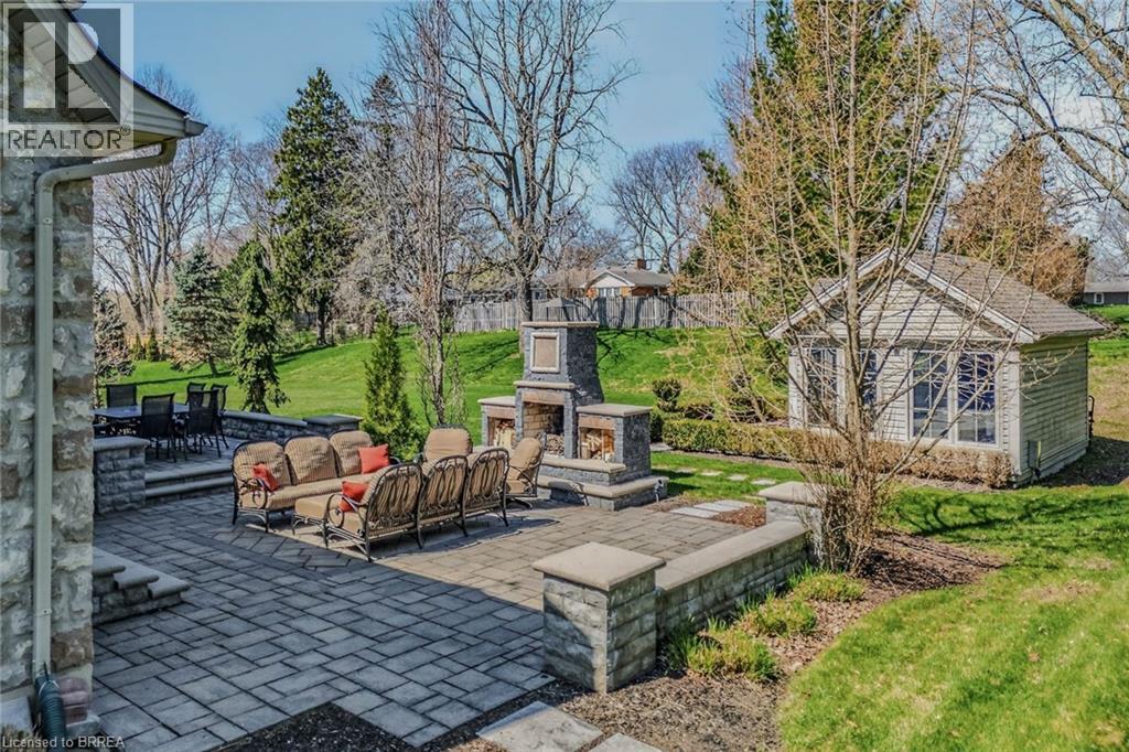 9 Rue Chateaux Terrace, Brantford, Ontario  N3T 6N7 - Photo 46 - 40820168