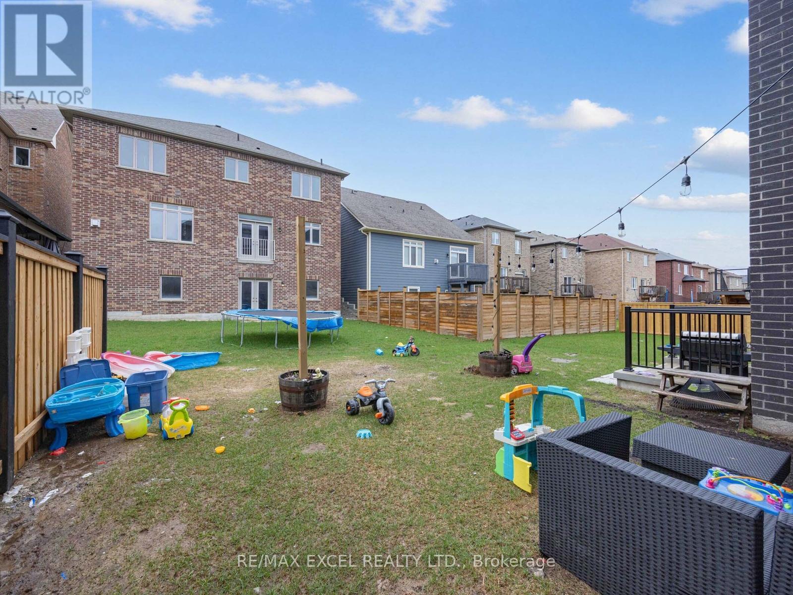 1454 Stovell Crescent, Innisfil, Ontario  L0L 1W0 - Photo 35 - N13042578