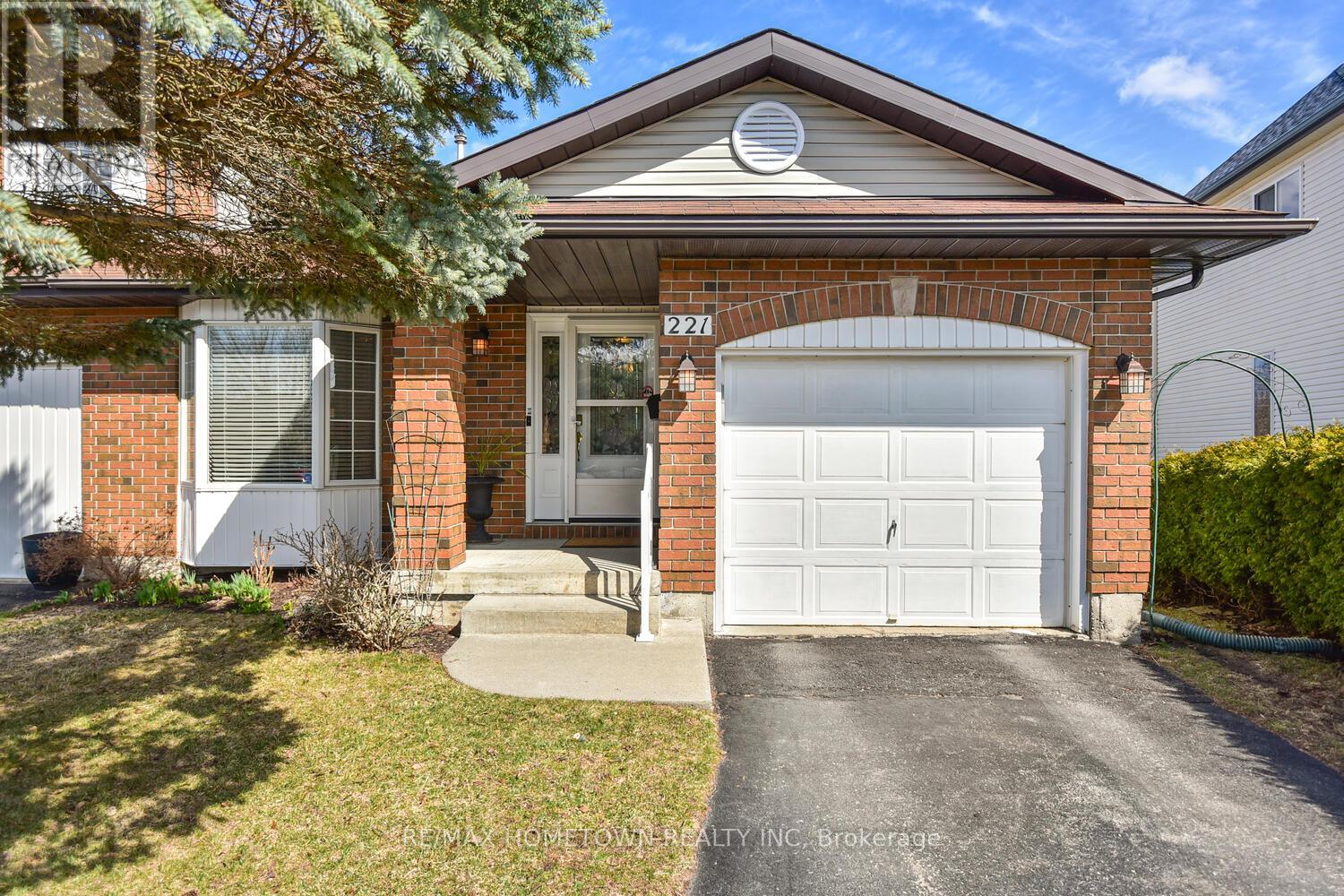 221 Beley Street, Brockville, Ontario  K6V 7J7 - Photo 2 - X13047482