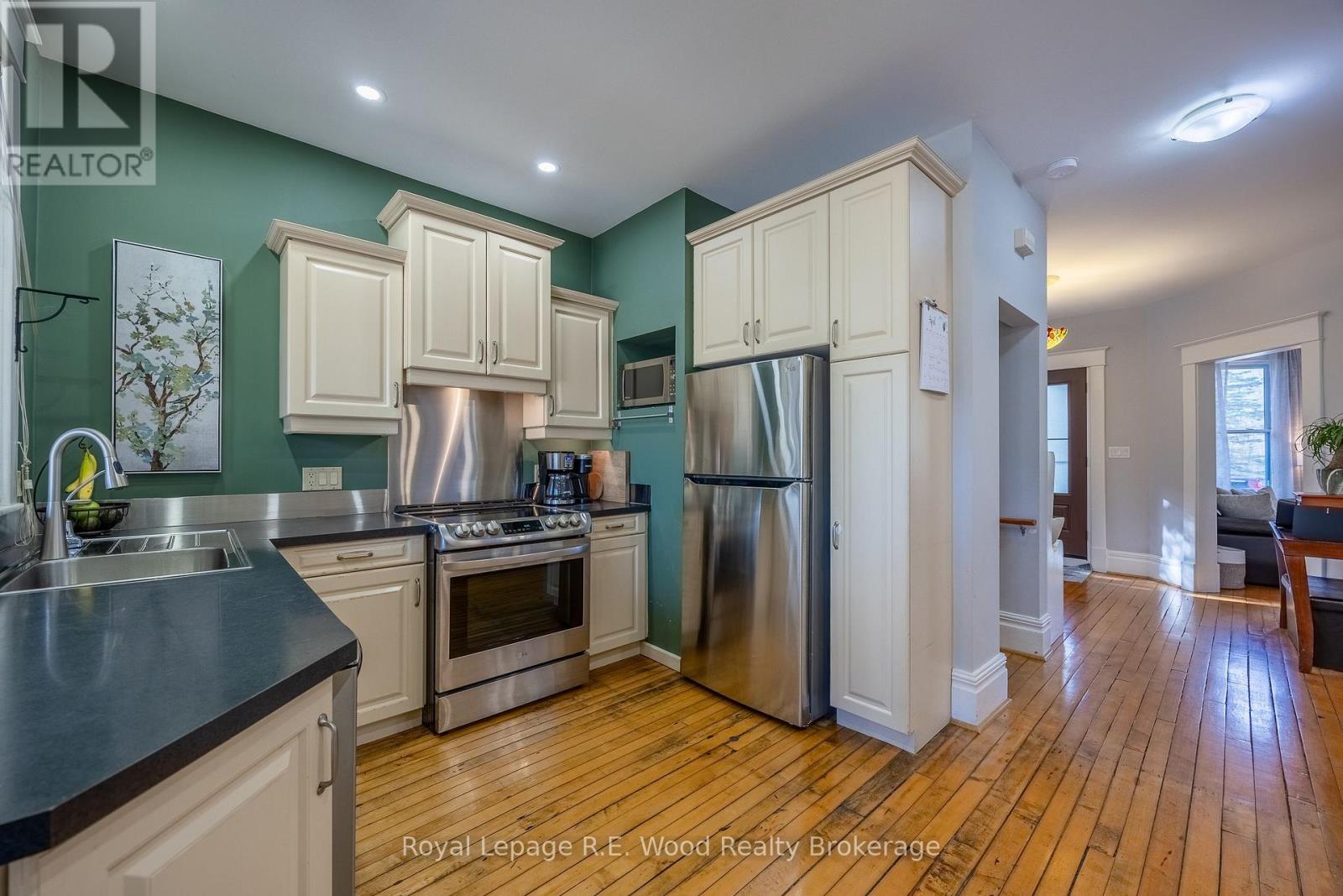 10 George Street, Tillsonburg, Ontario  N4G 2N2 - Photo 7 - X13047456