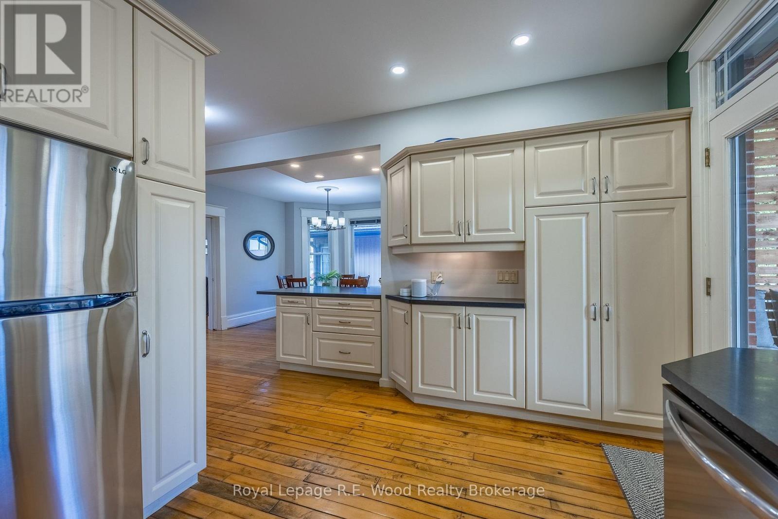 10 George Street, Tillsonburg, Ontario  N4G 2N2 - Photo 8 - X13047456