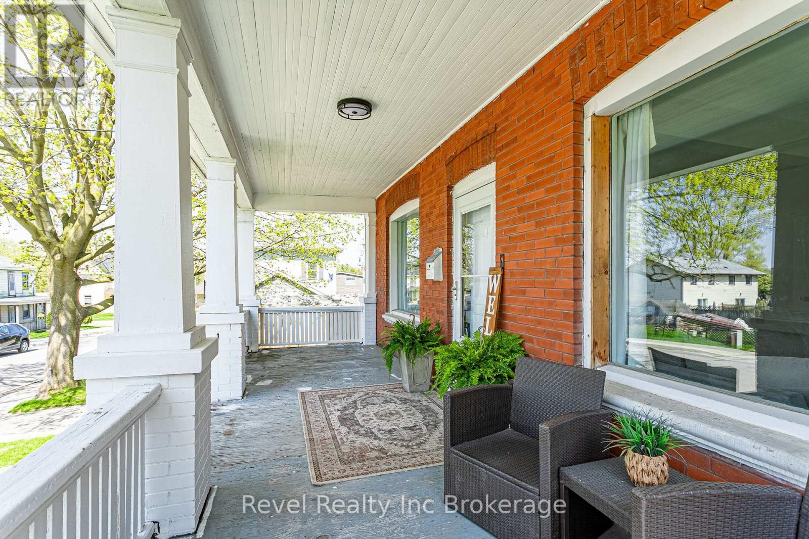 111 Albert Street, Ingersoll, Ontario  N5C 2Y2 - Photo 4 - X13047534