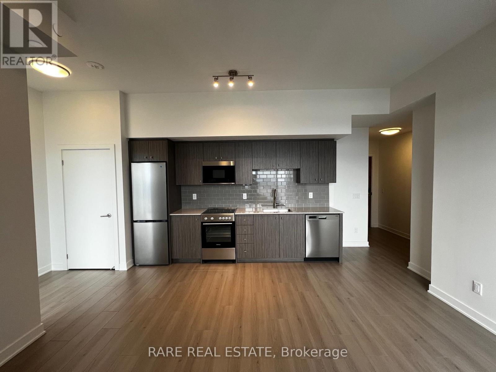 3206 - 25 Wellington Street, Kitchener, Ontario  N2G 0G5 - Photo 2 - X13047178