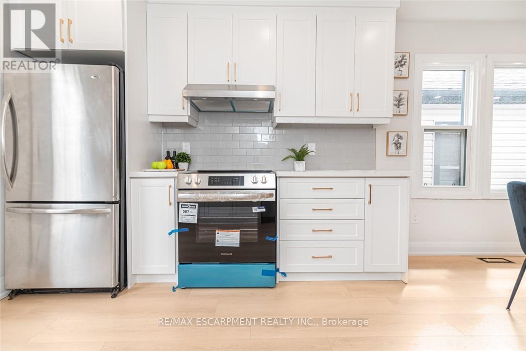 297 Britannia Avenue, Hamilton, Ontario  L8H 1Y2 - Photo 17 - X13047272