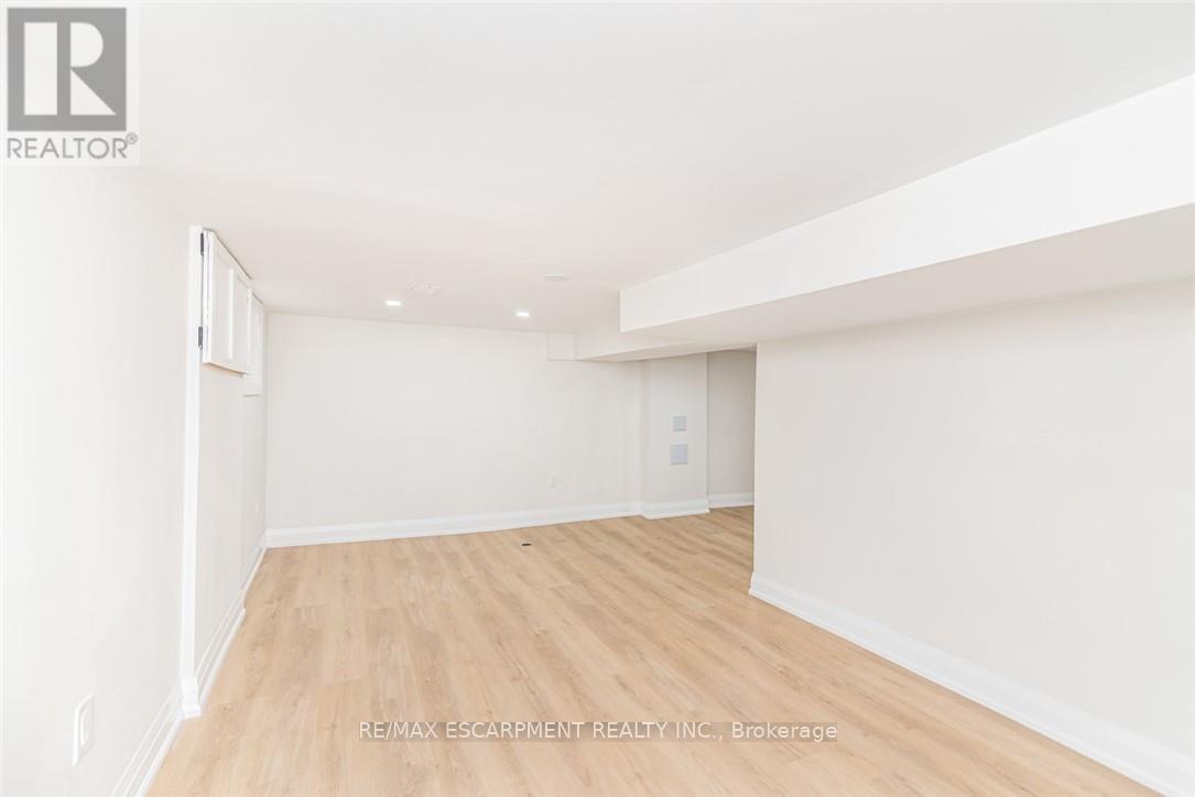 297 Britannia Avenue, Hamilton, Ontario  L8H 1Y2 - Photo 36 - X13047272