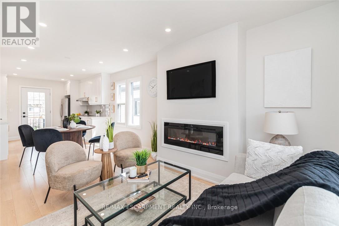 297 Britannia Avenue, Hamilton, Ontario  L8H 1Y2 - Photo 8 - X13047272