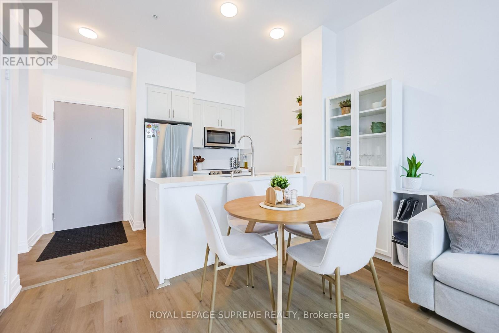 639 - 16 Concord Place, Grimsby, Ontario  L3M 0J1 - Photo 18 - X13047296