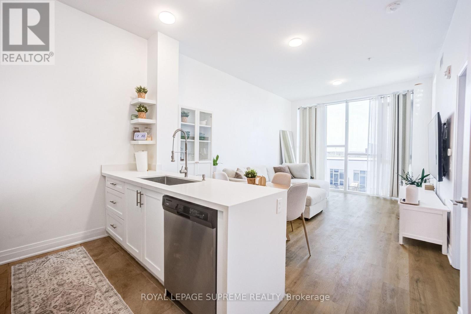 639 - 16 Concord Place, Grimsby, Ontario  L3M 0J1 - Photo 9 - X13047296