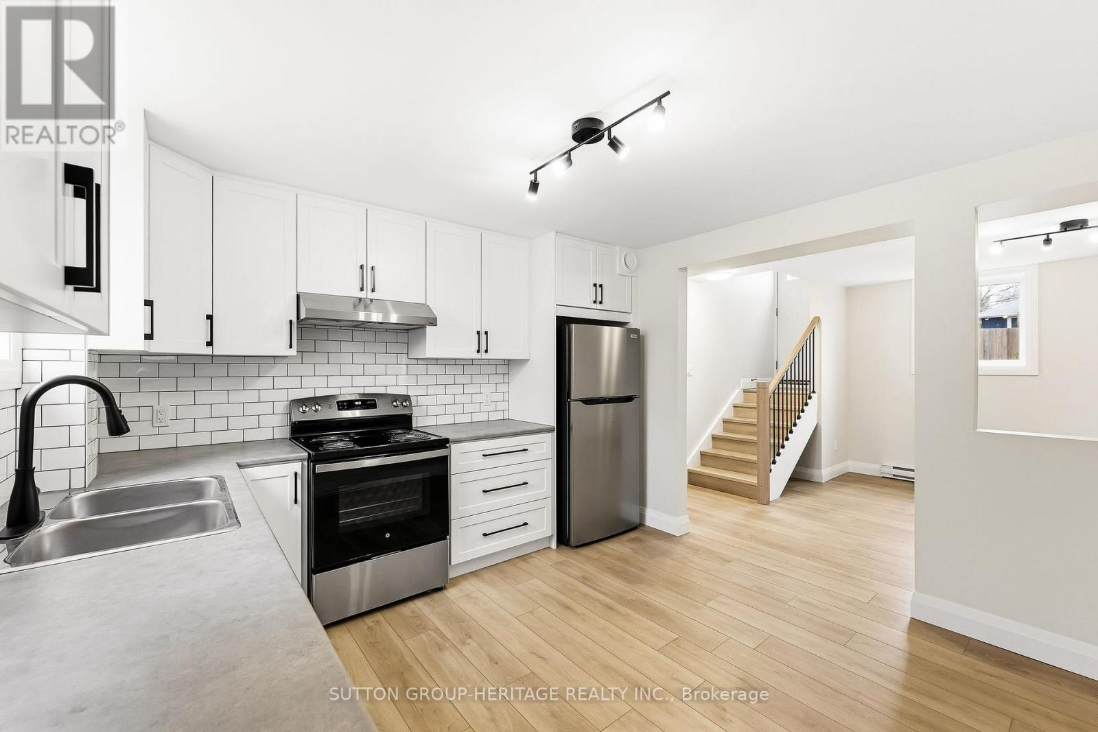 Lower - 164 Dixon Drive, Quinte West, Ontario  K8V 1X2 - Photo 8 - X13047302