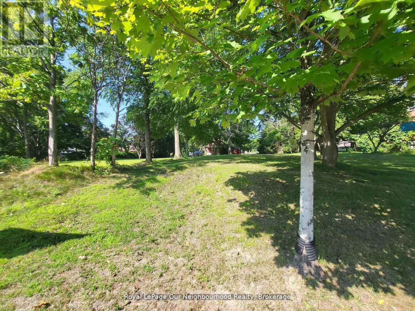 58 Redfern Crescent, Clarington, Ontario  L1C 2M6 - Photo 3 - E13047374