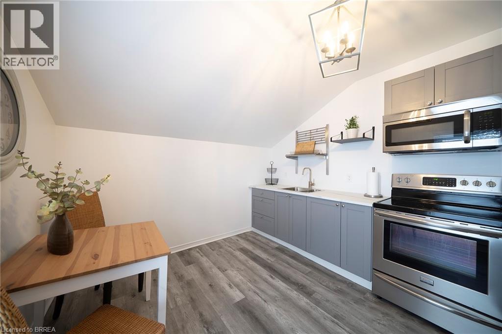 171 Drummond Street, Brantford, Ontario  N3S 6A6 - Photo 13 - 40813017