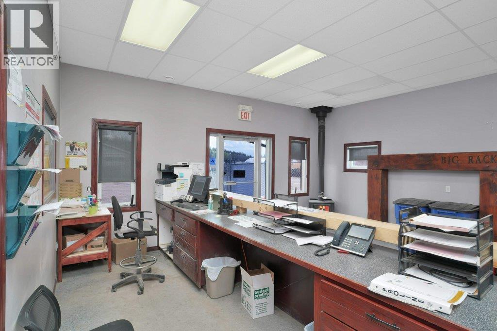 1101 Main Avenue, Sundre, Alberta  T0M 1X0 - Photo 12 - A2217210