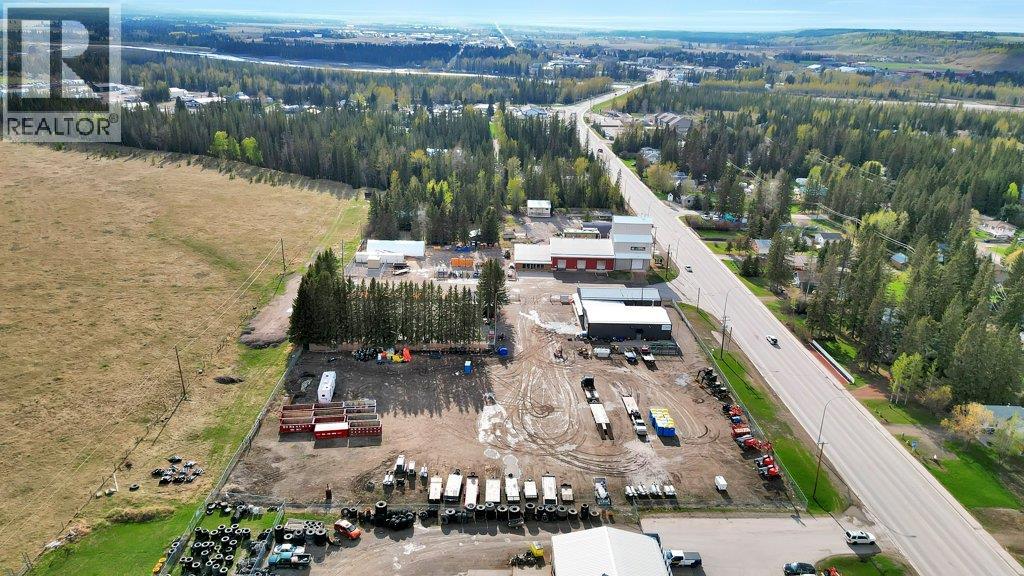 1101 Main Avenue, Sundre, Alberta  T0M 1X0 - Photo 4 - A2217210