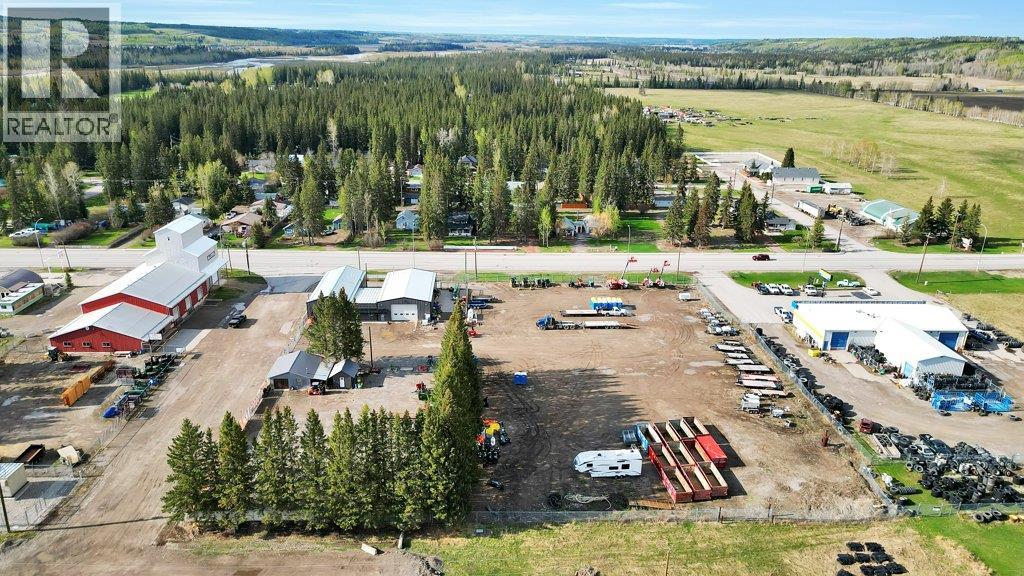 1101 Main Avenue, Sundre, Alberta  T0M 1X0 - Photo 7 - A2217210