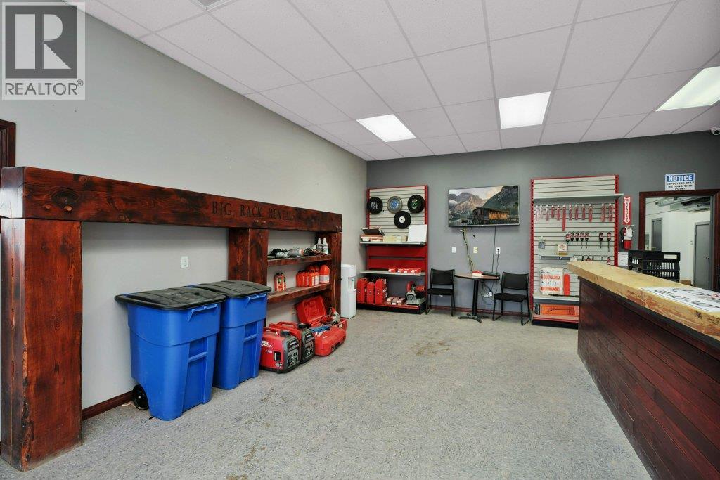 1101 Main Avenue, Sundre, Alberta  T0M 1X0 - Photo 11 - A2217210