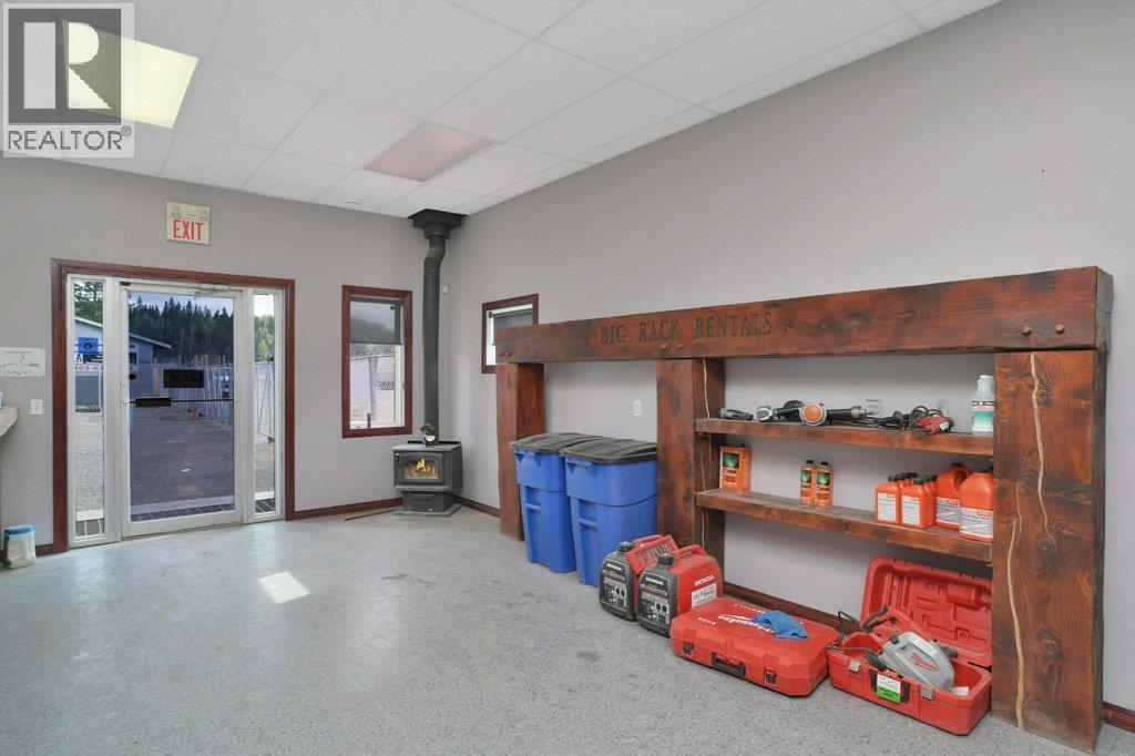 1101 Main Avenue, Sundre, Alberta  T0M 1X0 - Photo 10 - A2217210