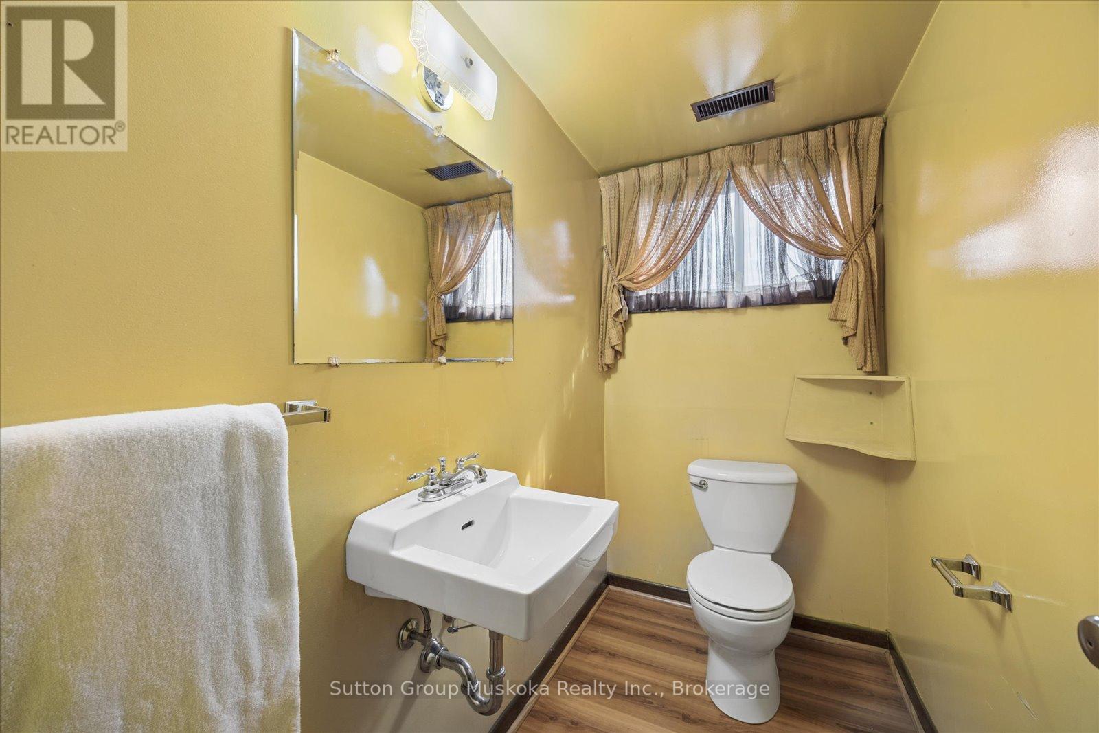 18893 Centre Street, East Gwillimbury, Ontario  L0G 1M0 - Photo 20 - N13047356