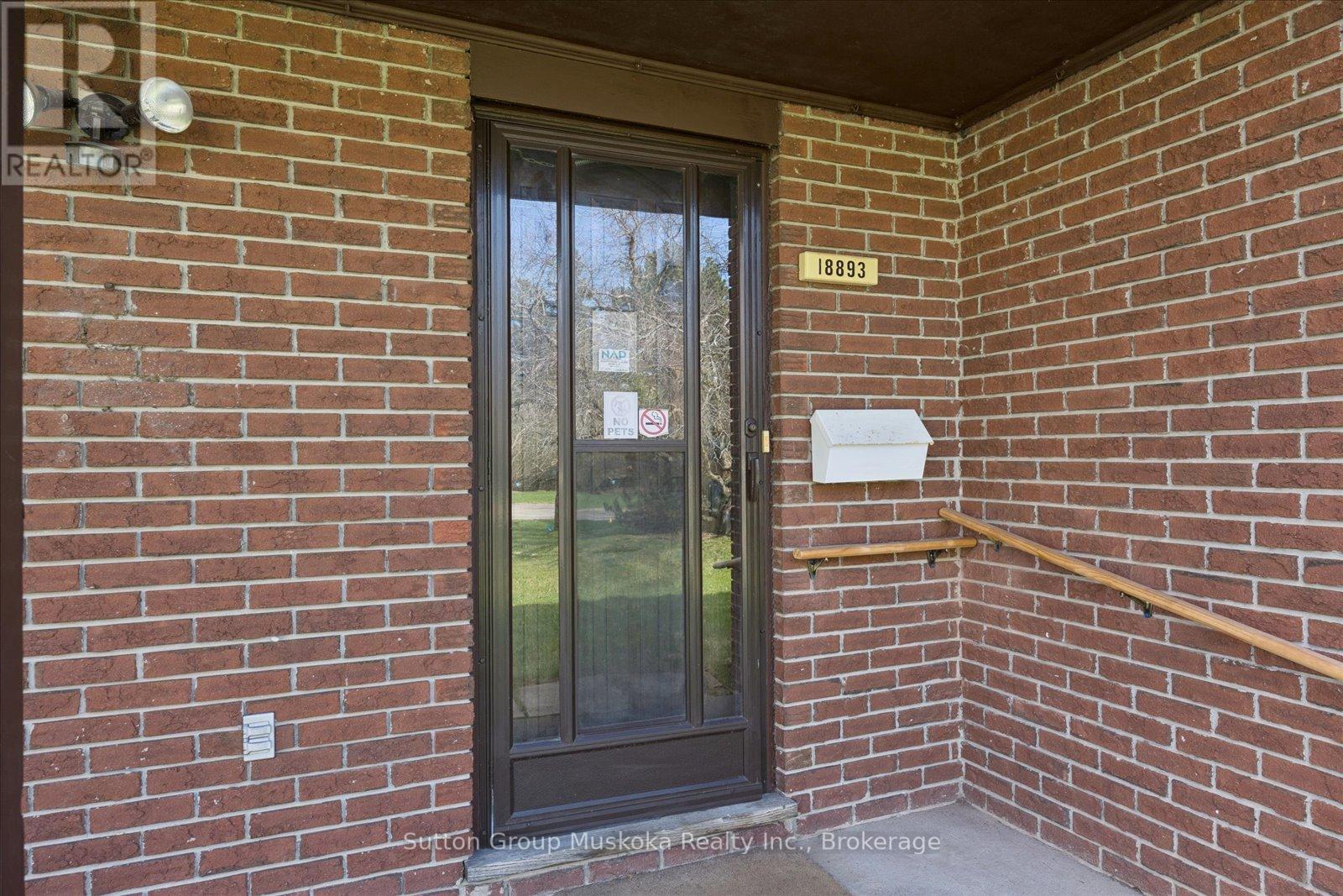 18893 Centre Street, East Gwillimbury, Ontario  L0G 1M0 - Photo 30 - N13047356