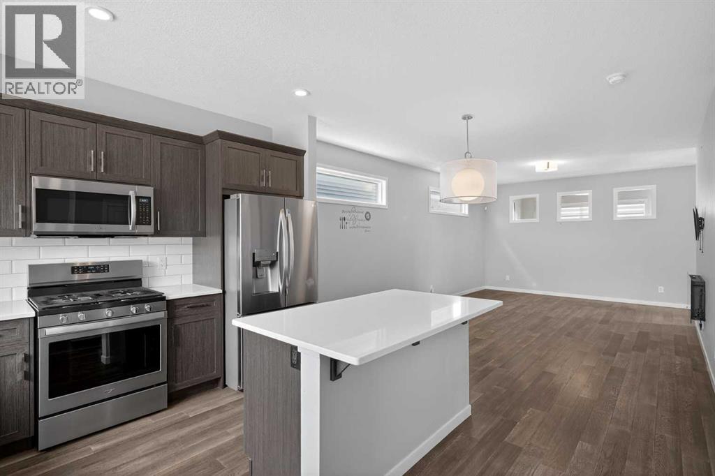 953 West Lakeview Drive, Chestermere, Alberta  T1X 2N3 - Photo 11 - A2289811