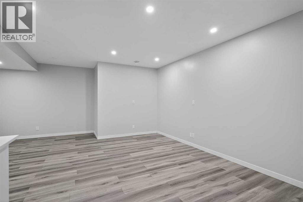 953 West Lakeview Drive, Chestermere, Alberta  T1X 2N3 - Photo 29 - A2289811