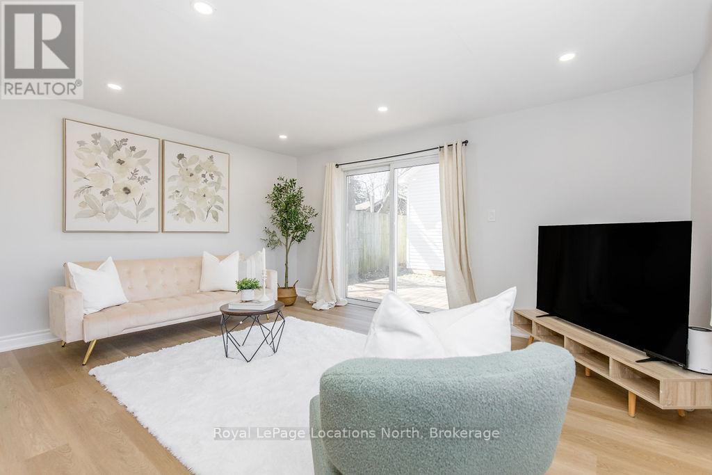 56 68th Street N, Wasaga Beach, Ontario  L9Z 1T8 - Photo 10 - S13047442