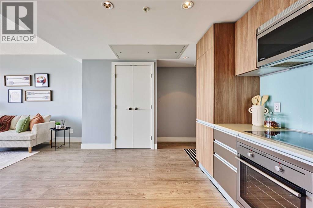 2010, 1188 3 Street Se, Calgary, Alberta  T2G 1H8 - Photo 12 - A2298444