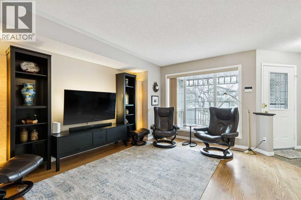 38 Citadel Peak Circle NW, Calgary, Alberta  T3G 4E8 - Photo 8 - A2302504