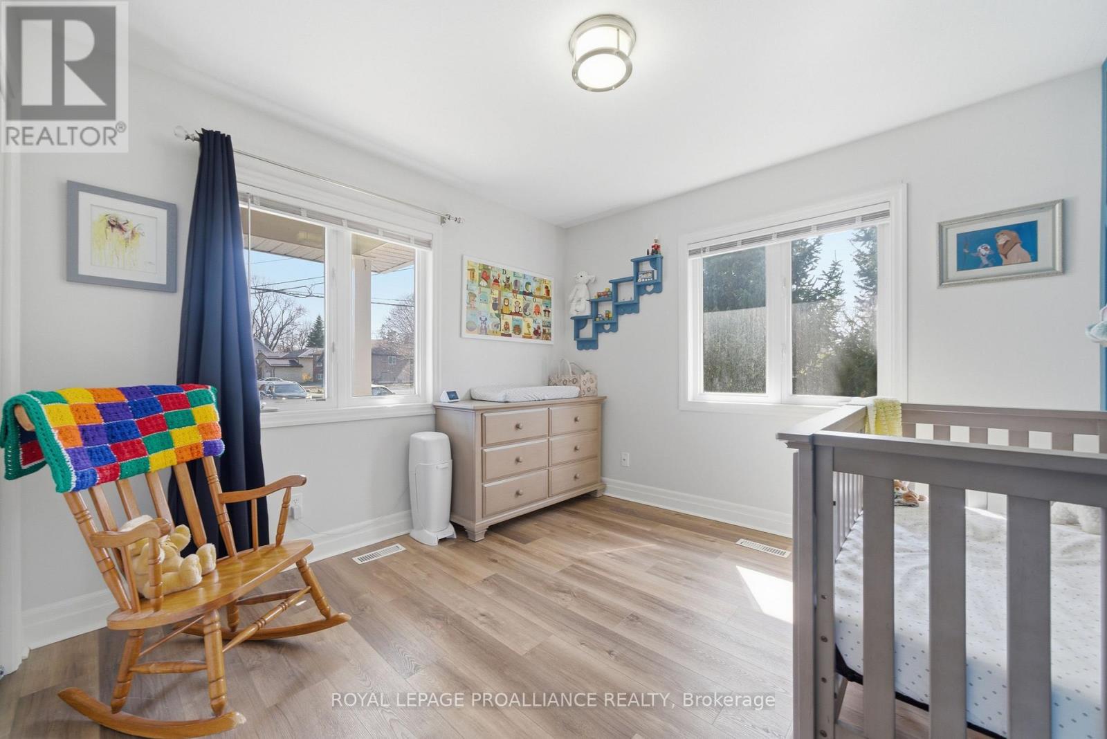 198 Moira Street W, Belleville (Belleville Ward), Ontario  K8P 1T5 - Photo 12 - X13047440